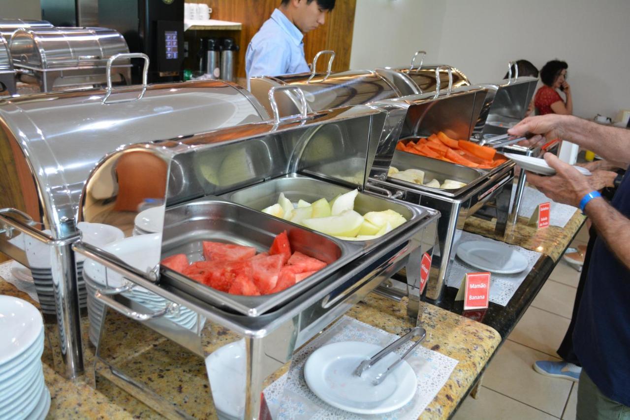 Uberlândia Sara Palace Hotel מראה חיצוני תמונה