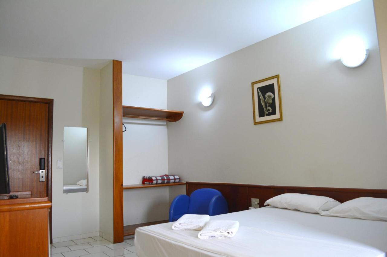 Uberlândia Sara Palace Hotel מראה חיצוני תמונה
