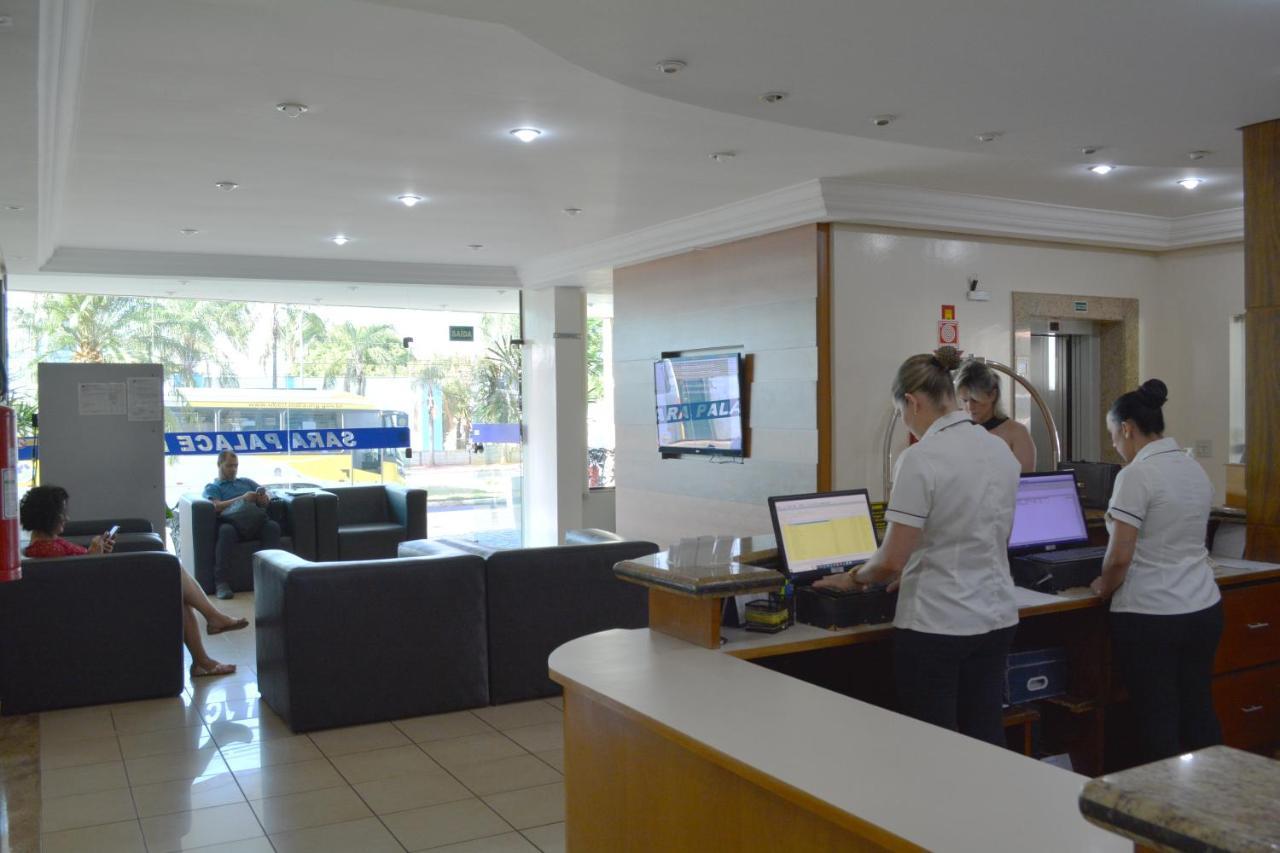 Uberlândia Sara Palace Hotel מראה חיצוני תמונה